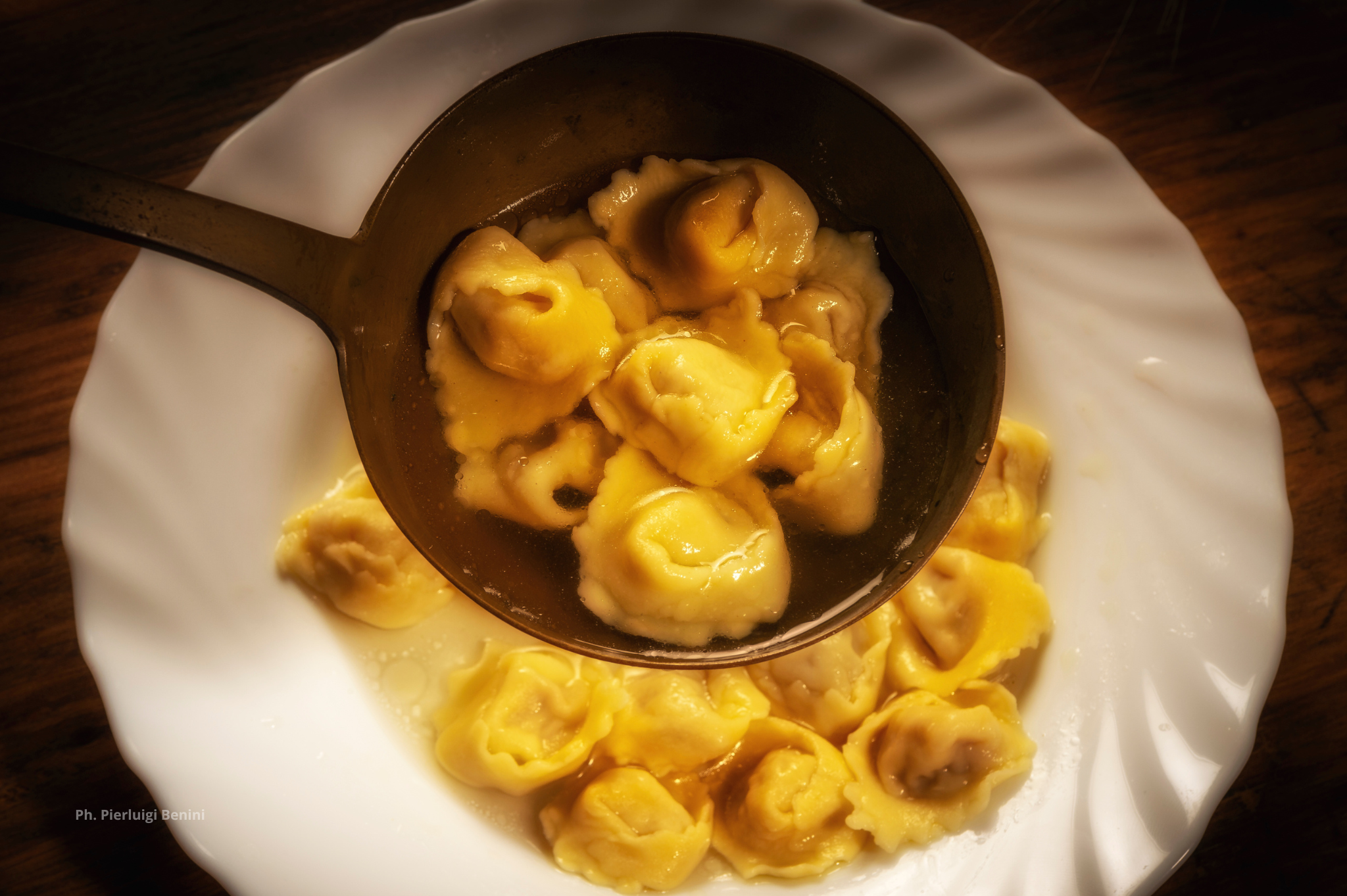 Cappelletti in Brodo Cibo Tipico Ferrara