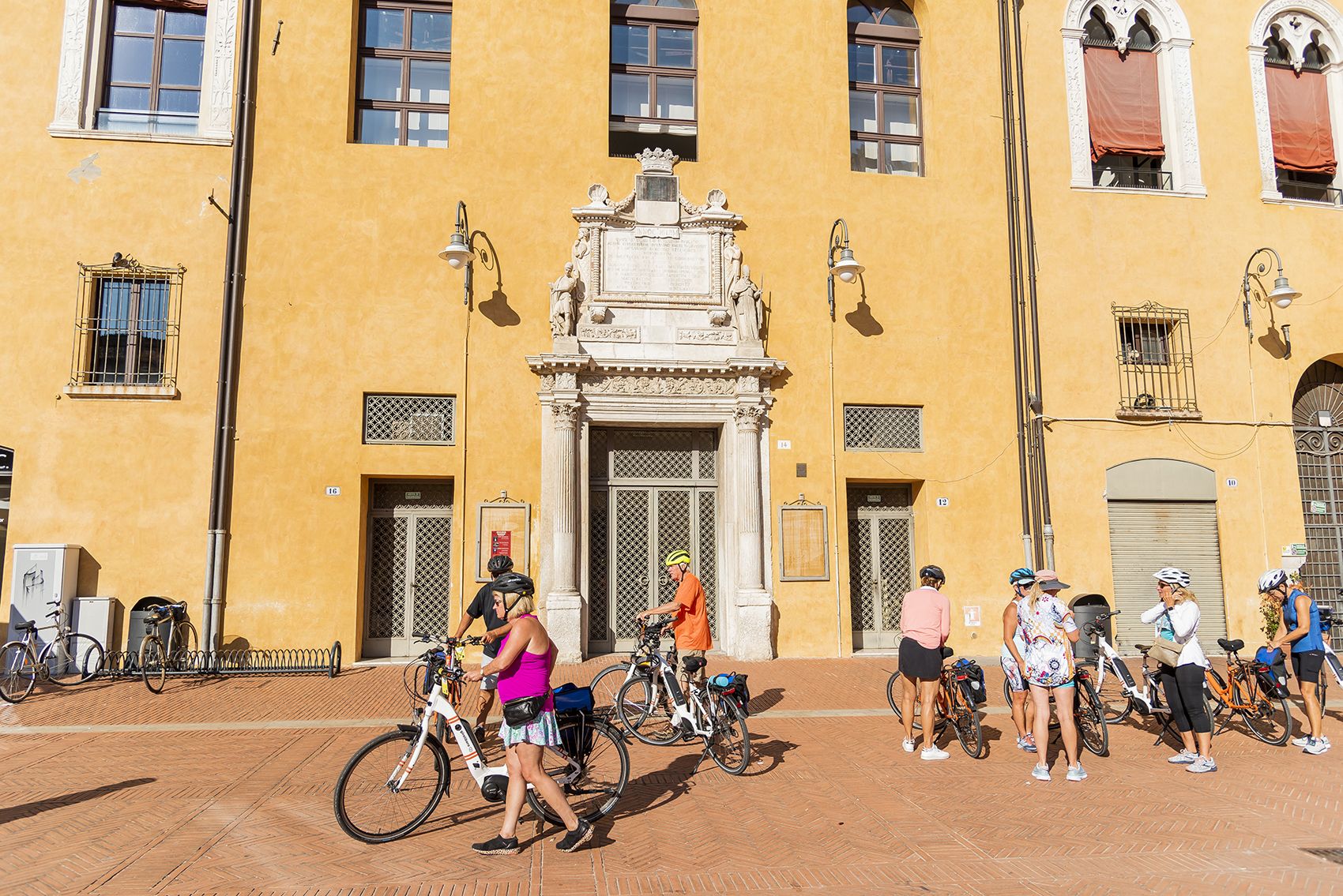 Ferrara Piazza Municipale