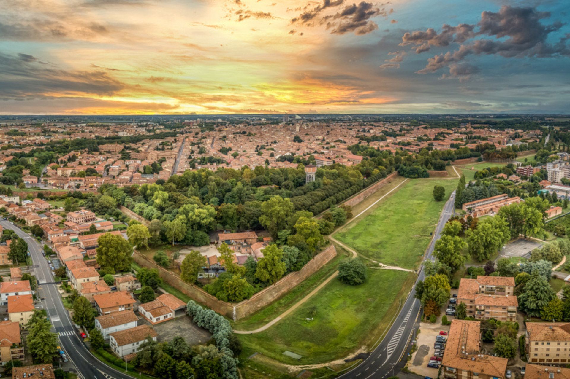 Infe_Ferrara dall'alto